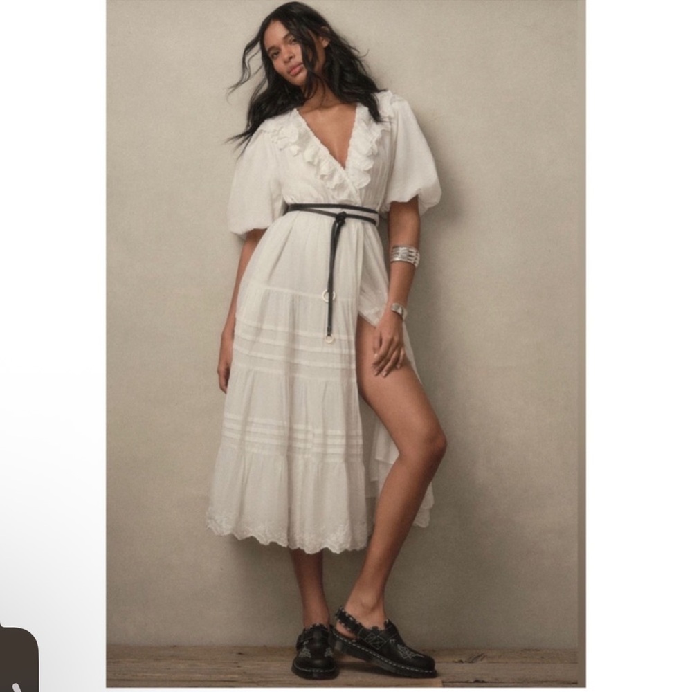 Love The Label Short Sleeve Ruffled
Tiered Wrap Maxi Dress White V-Neck